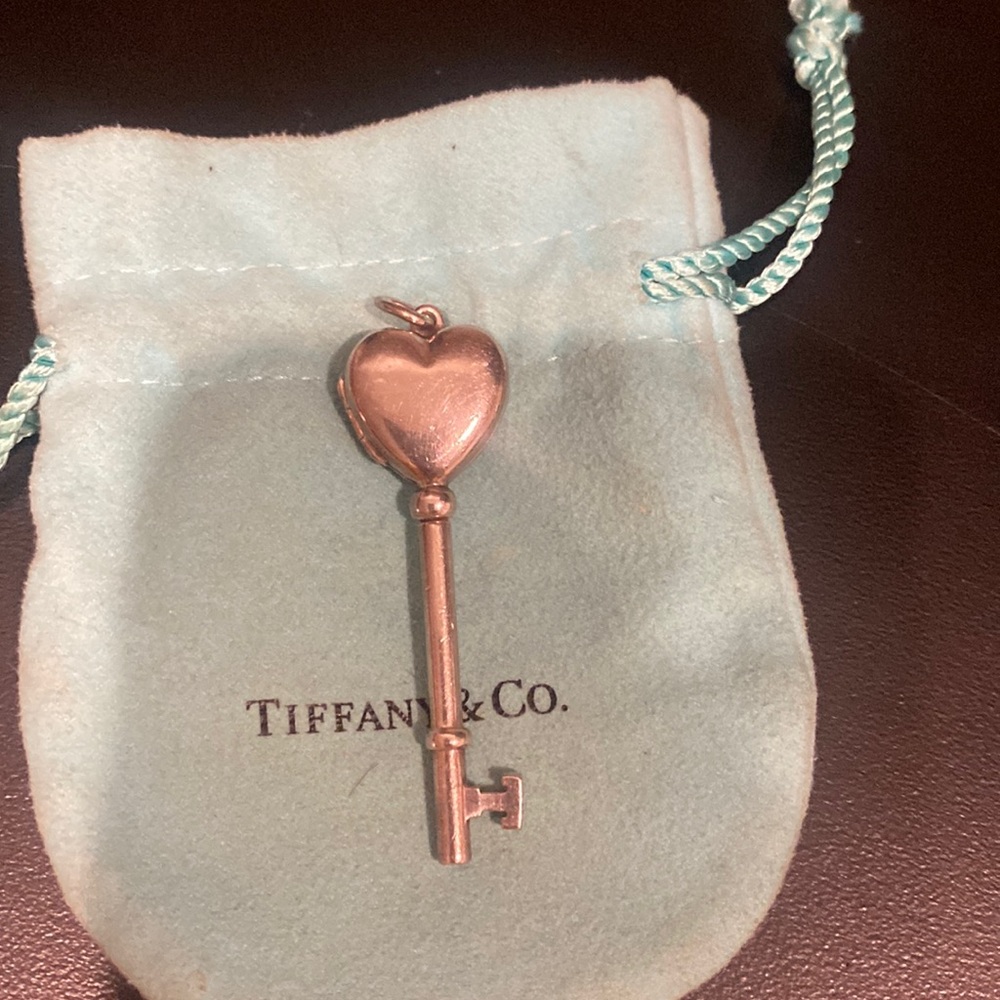 Worn Tiffany Heart pendant